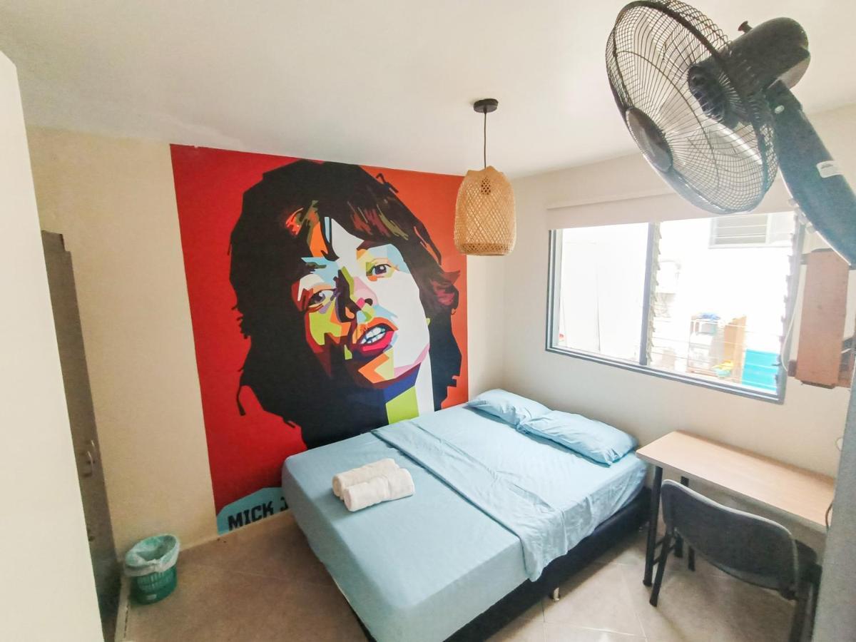 Casa Clandestina Guest House メデジン エクステリア 写真